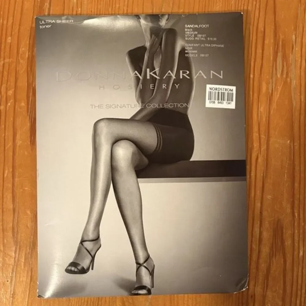 Donna Karan Hosiery from Nordstrom.  The Signature Collection. Black. Sz M. NEW!